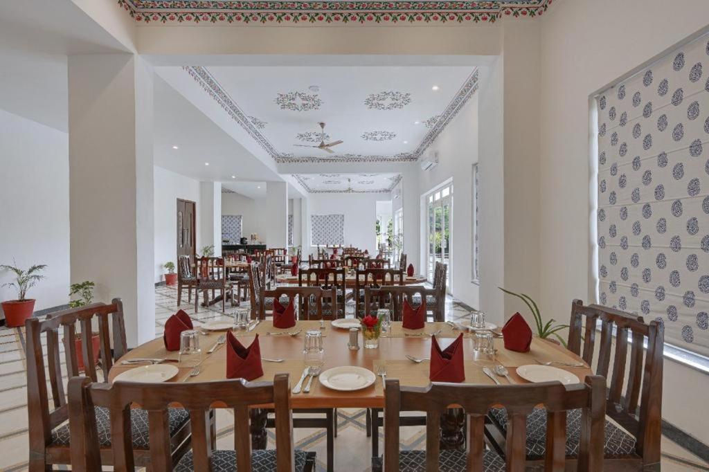 Jag Aravali Resort Udaipur By Naina Staycation - Best For Corporate Events - Family Parties - Mice Exterior foto