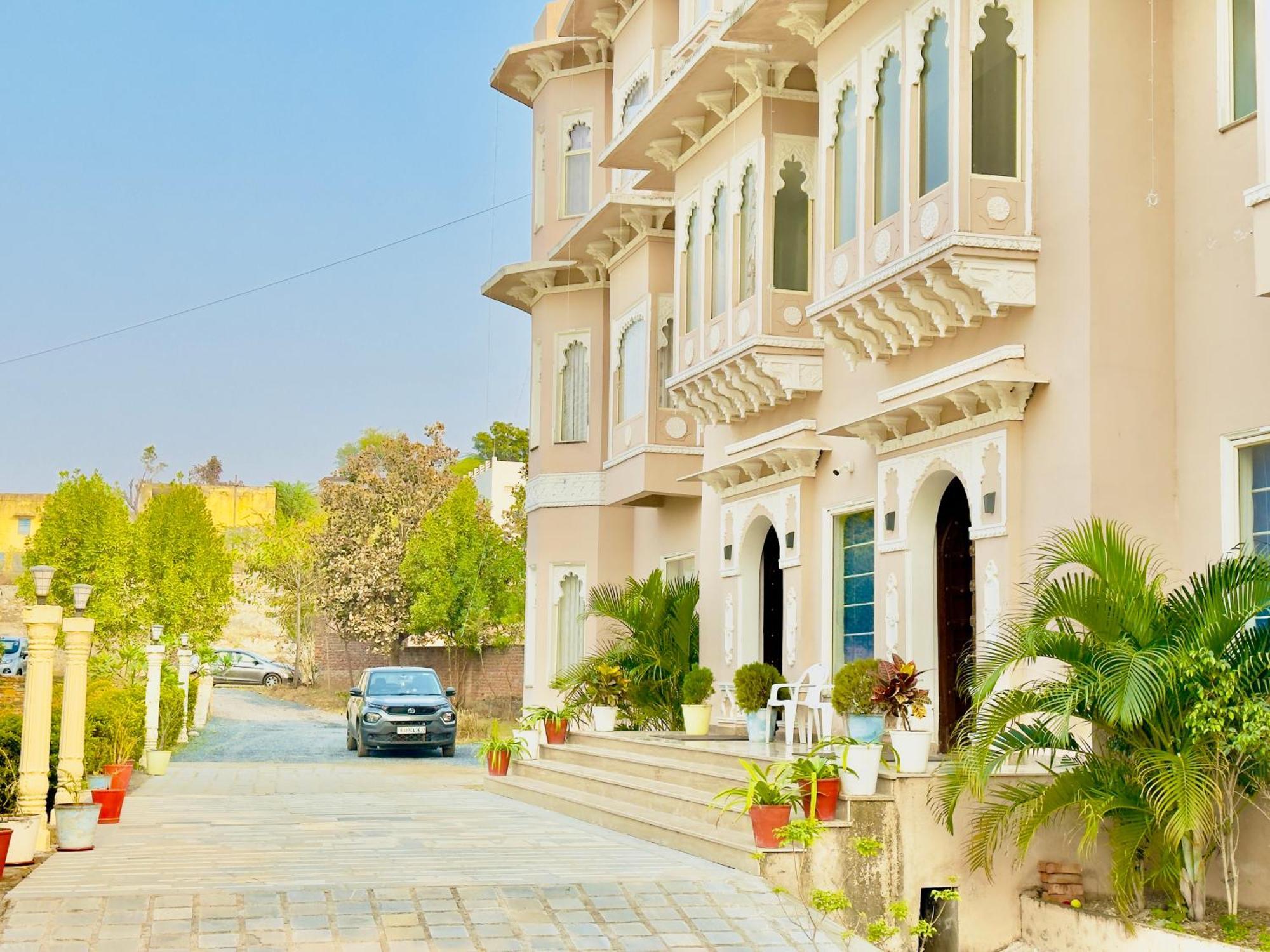 Jag Aravali Resort Udaipur By Naina Staycation - Best For Corporate Events - Family Parties - Mice Exterior foto